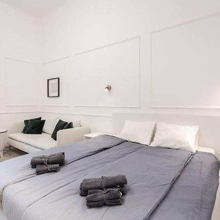 Stylish Apartment In The City Center Budapest Exterior foto
